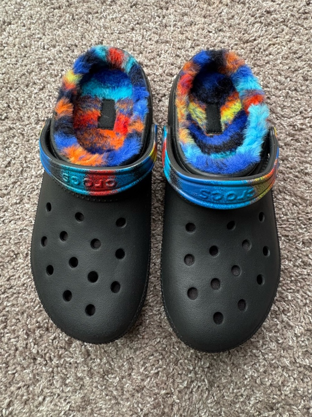Tie-Dye Fuzzy Lined Crocs